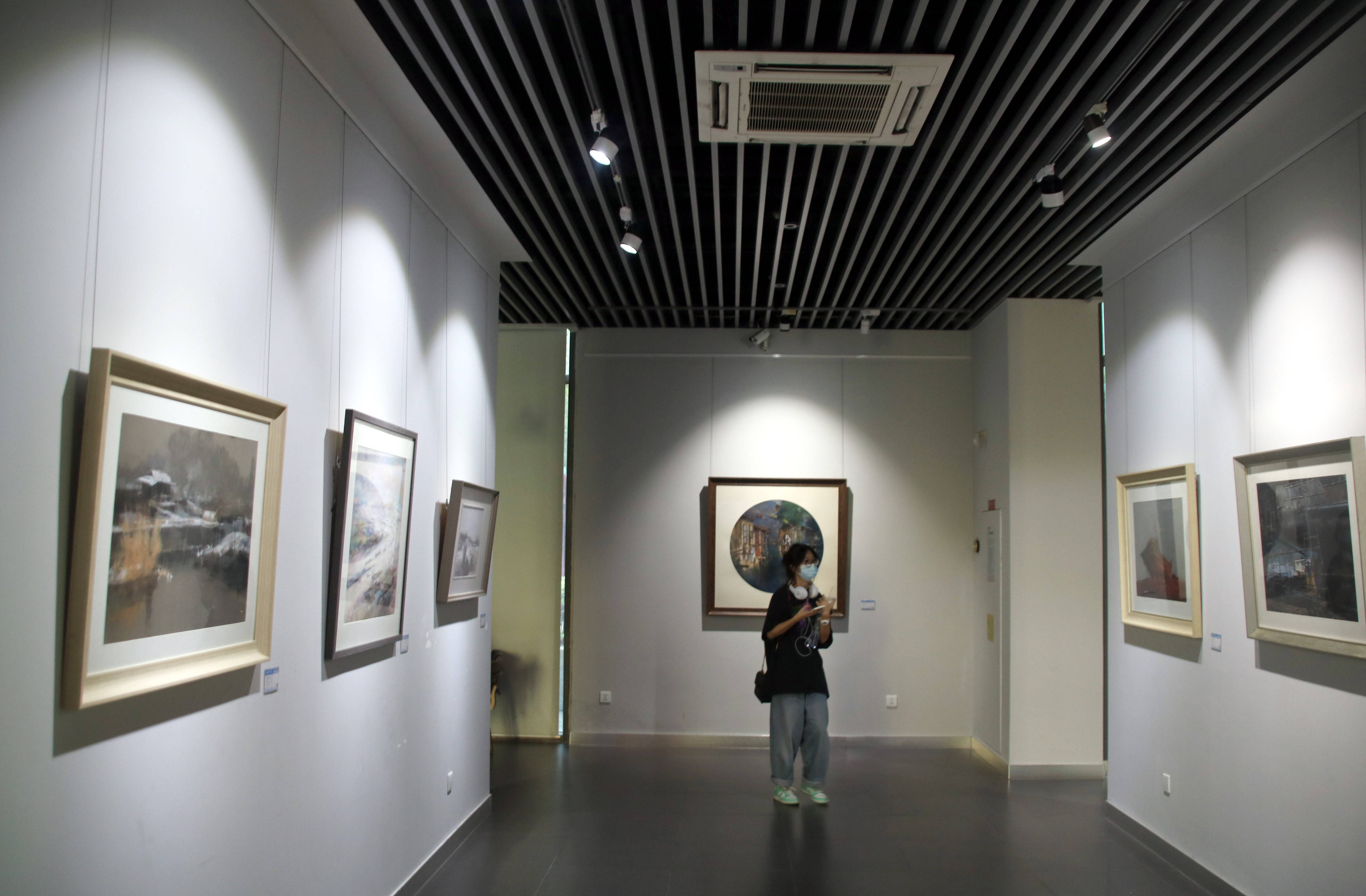 岭南园林与艺术殿堂 探访余荫山房与广州美术馆画廊